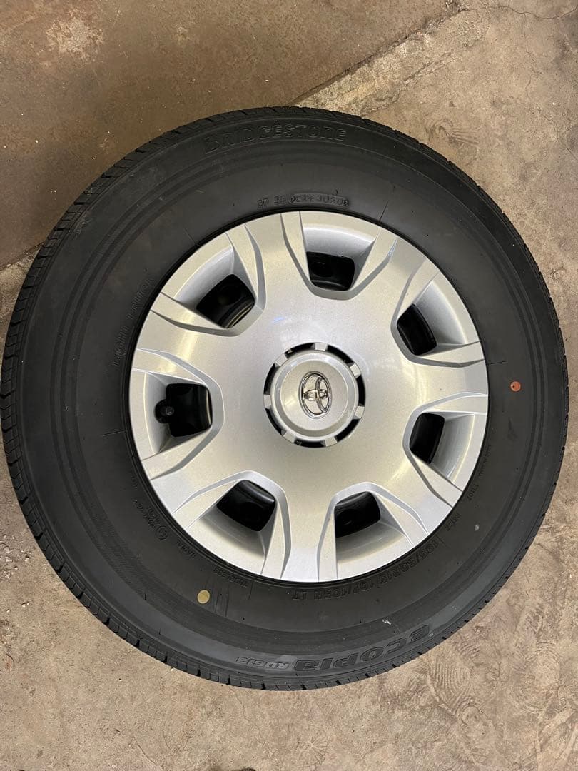 【値下げ‼️新車外し】ハイエース純正タイヤホイールセット