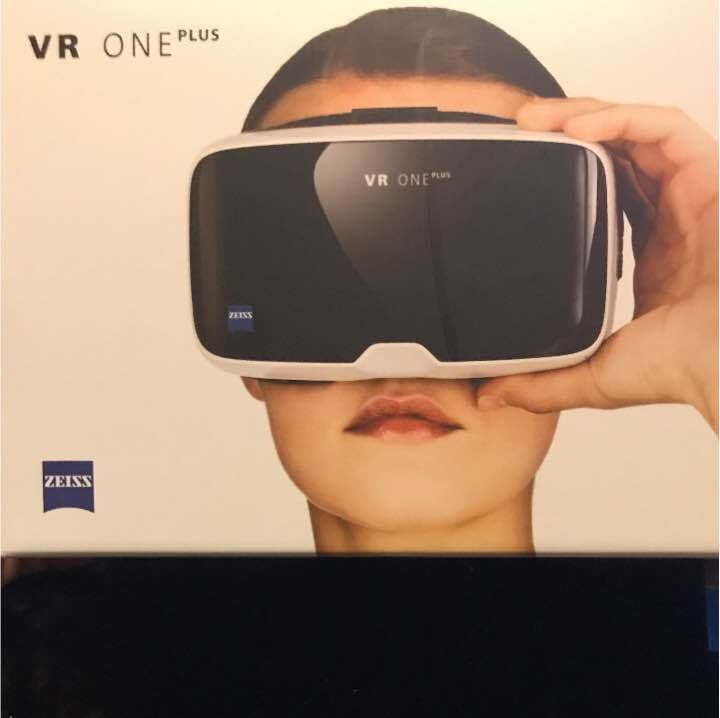 Carl ZEISS  VR   未使用