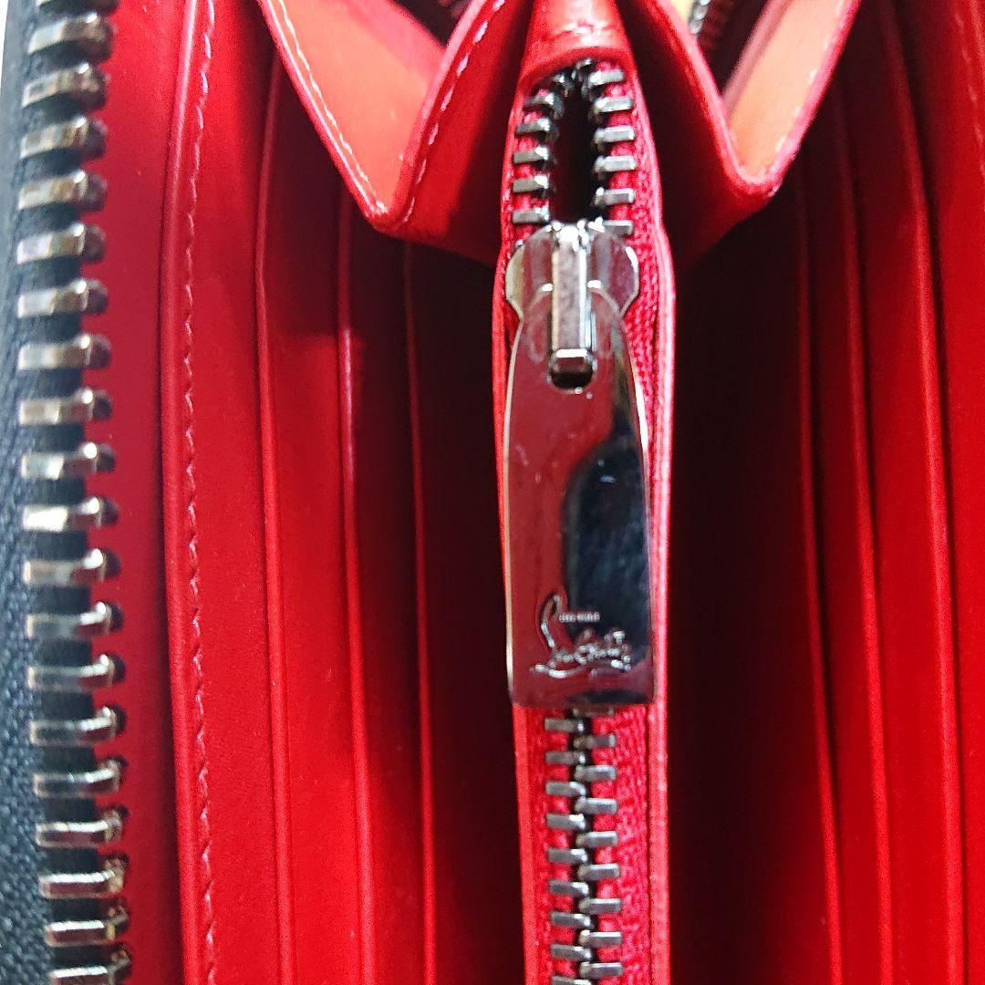 現行モデル クリスチャンルブタン パネトーネ スタッズ ラウンド 長財布