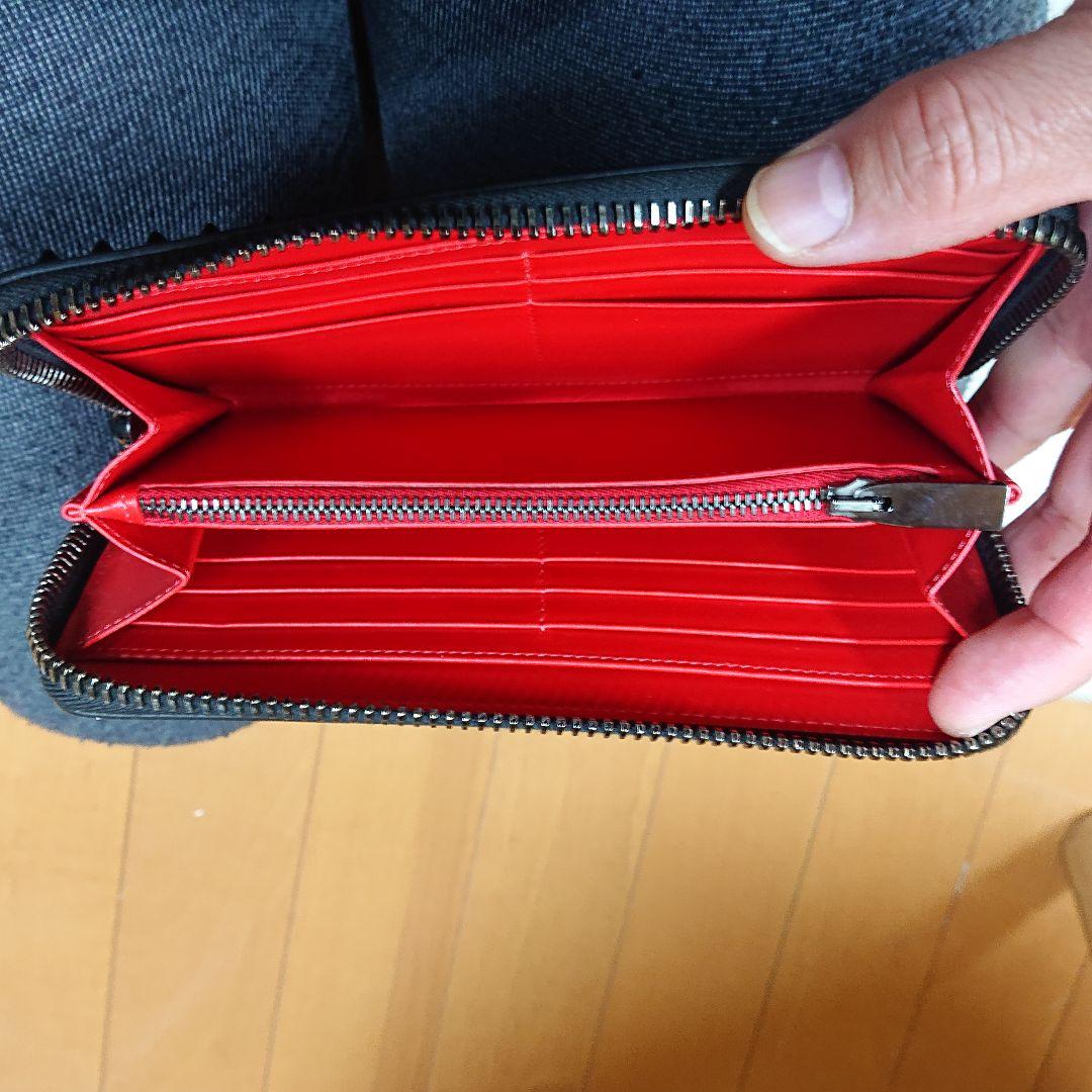 現行モデル クリスチャンルブタン パネトーネ スタッズ ラウンド 長財布