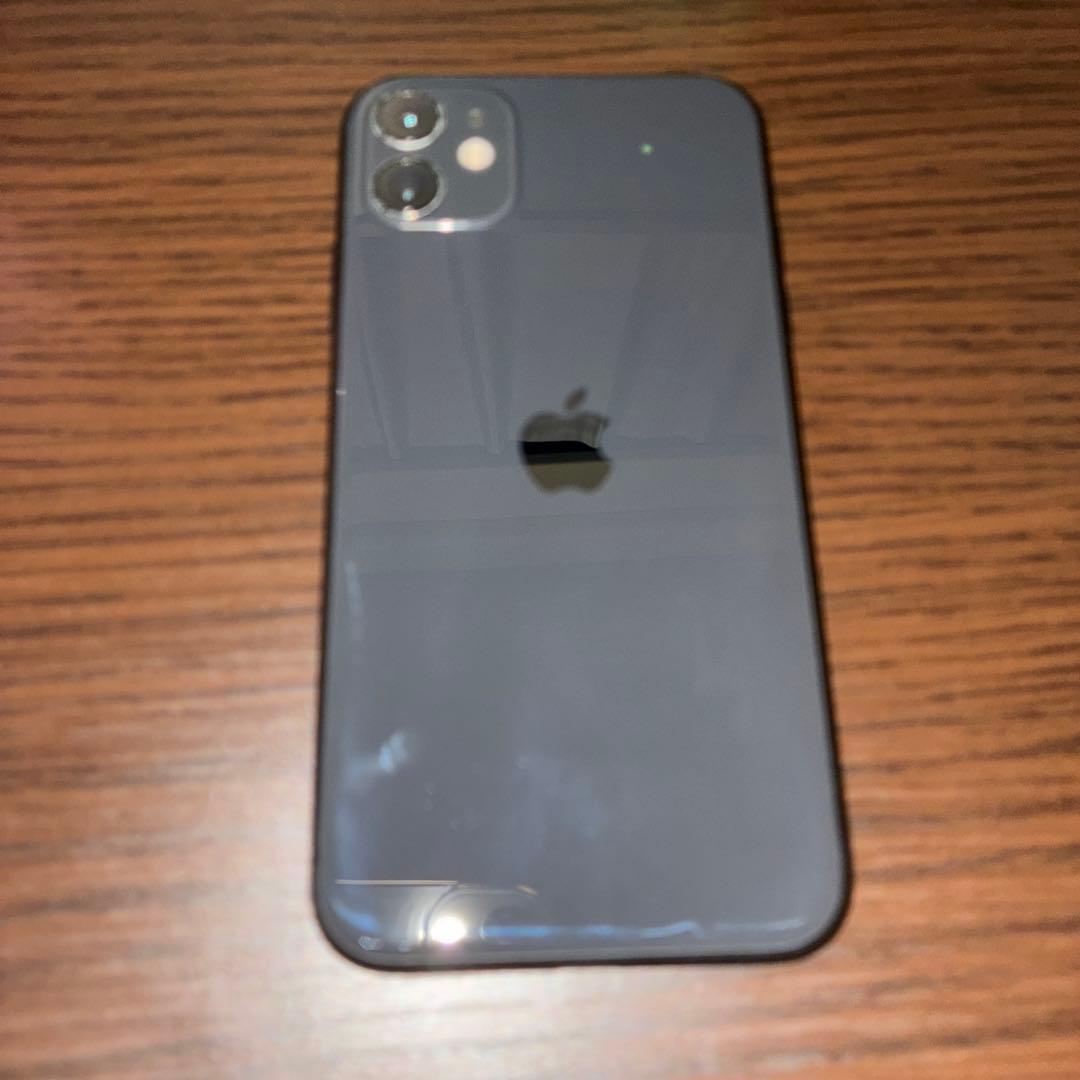 ヤ*ト様 iPhone11 128GB SIMフリー バッテリー　72% 初期化