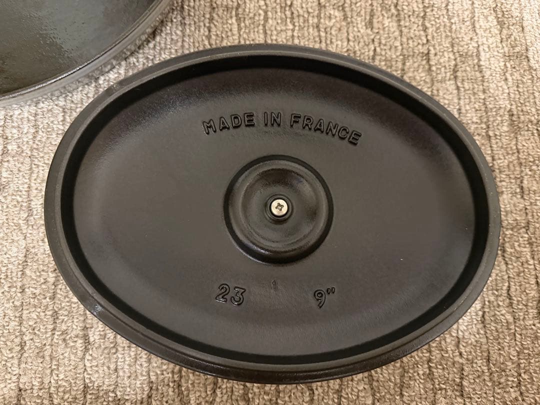 STAUB 鋳鉄オーバル鍋 グレー23