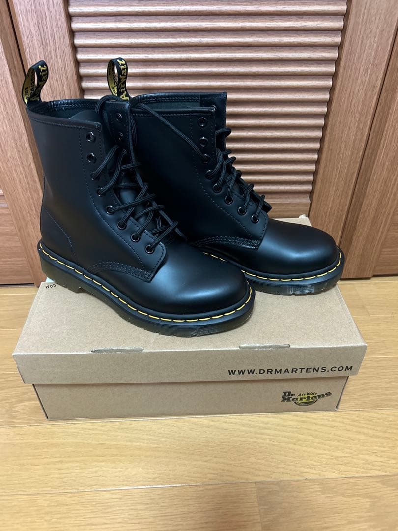 初売り‼️ドクターマーチン ブーツ UK4 23cm 8ホール 黒 レザー