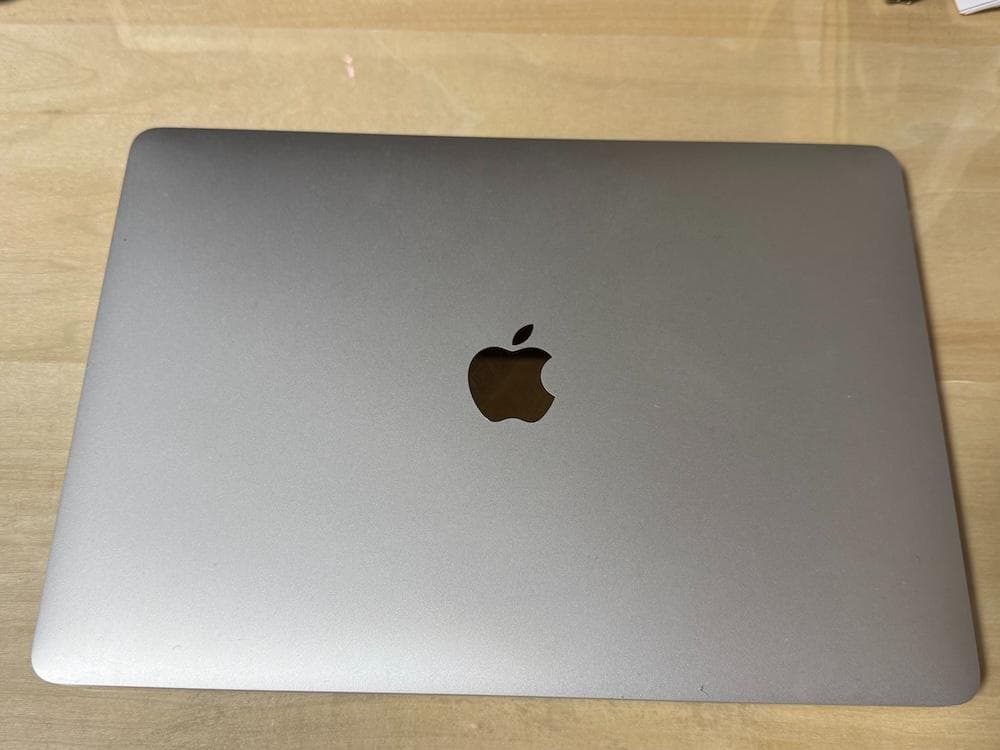 MacBook Pro M1チップ 13インチ シルバー 512GB SSD