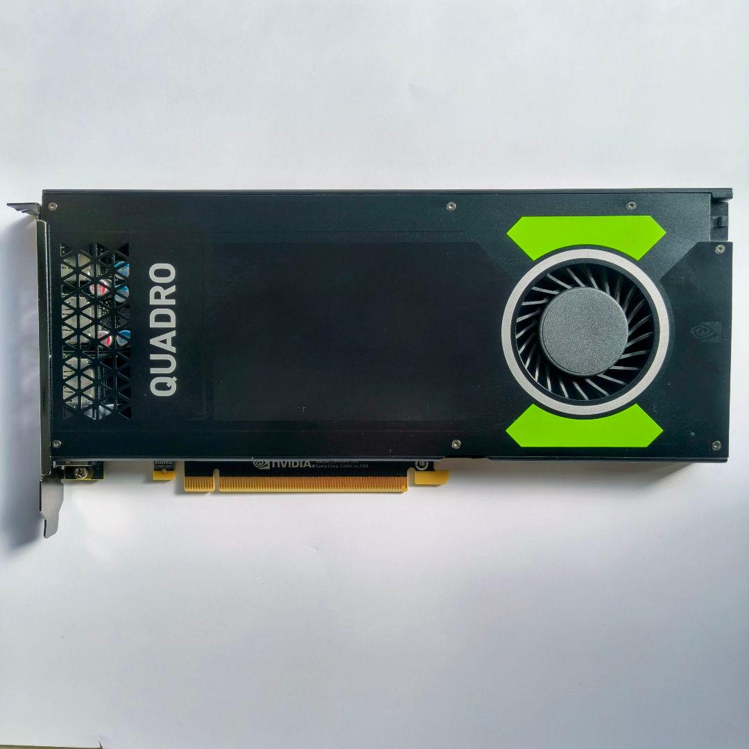 NVIDIA QUADRO グラフィックボード　3Dステレオブラケット付属