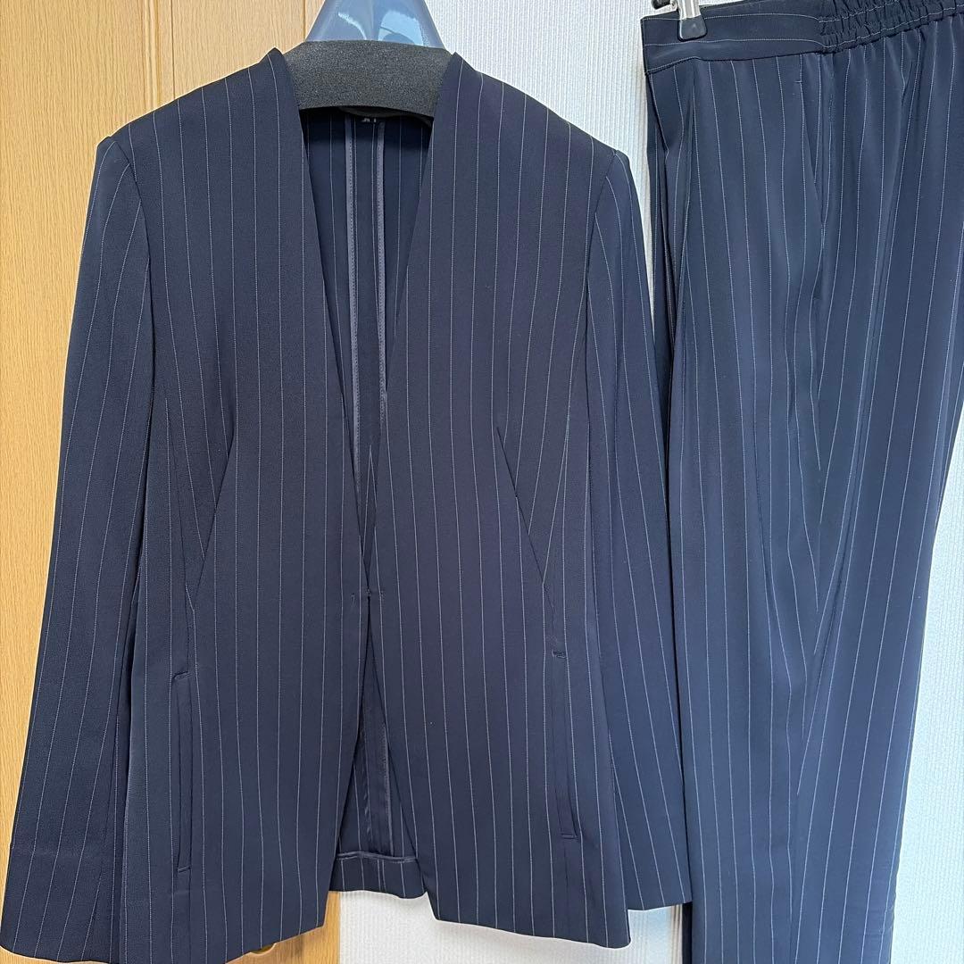 ICB Fied スーツ ネイビーストライプ　サイズ4