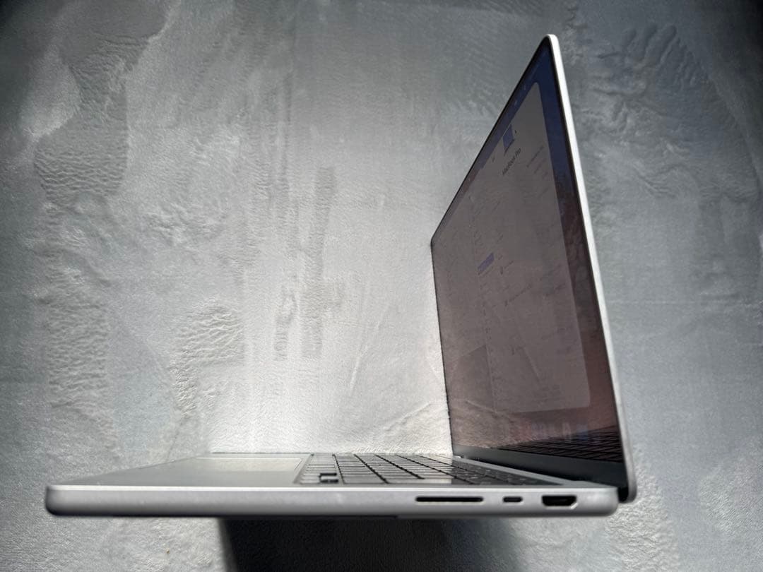 MacBook Pro 14インチ2021 M1Pro 16GB 512GB