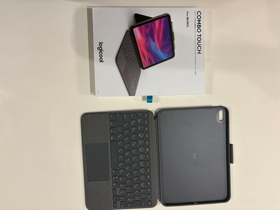 Logicool Combo Touch iPad用キーボードケース