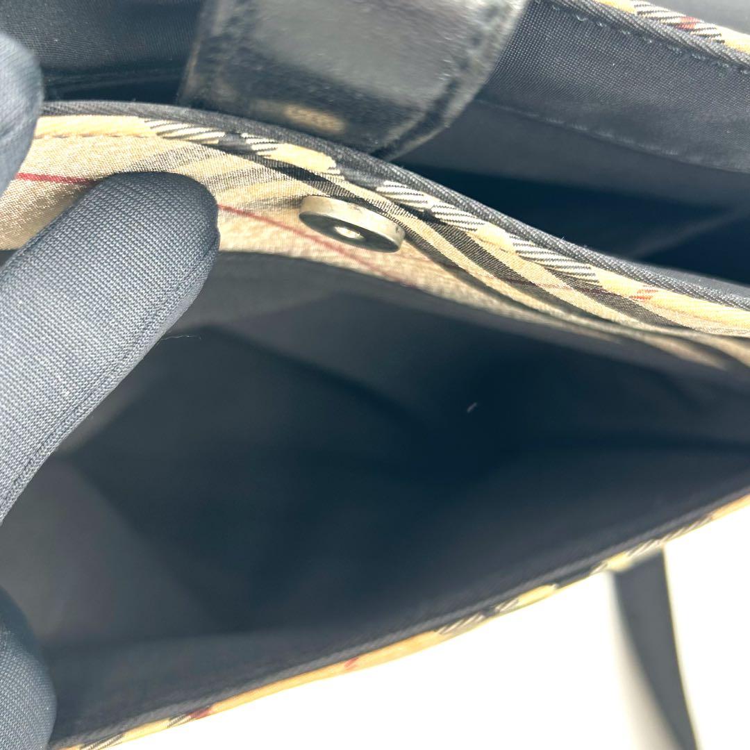 バーバリー　ノバチェック　ショルダーバッグ　メッセンジャーバッグ