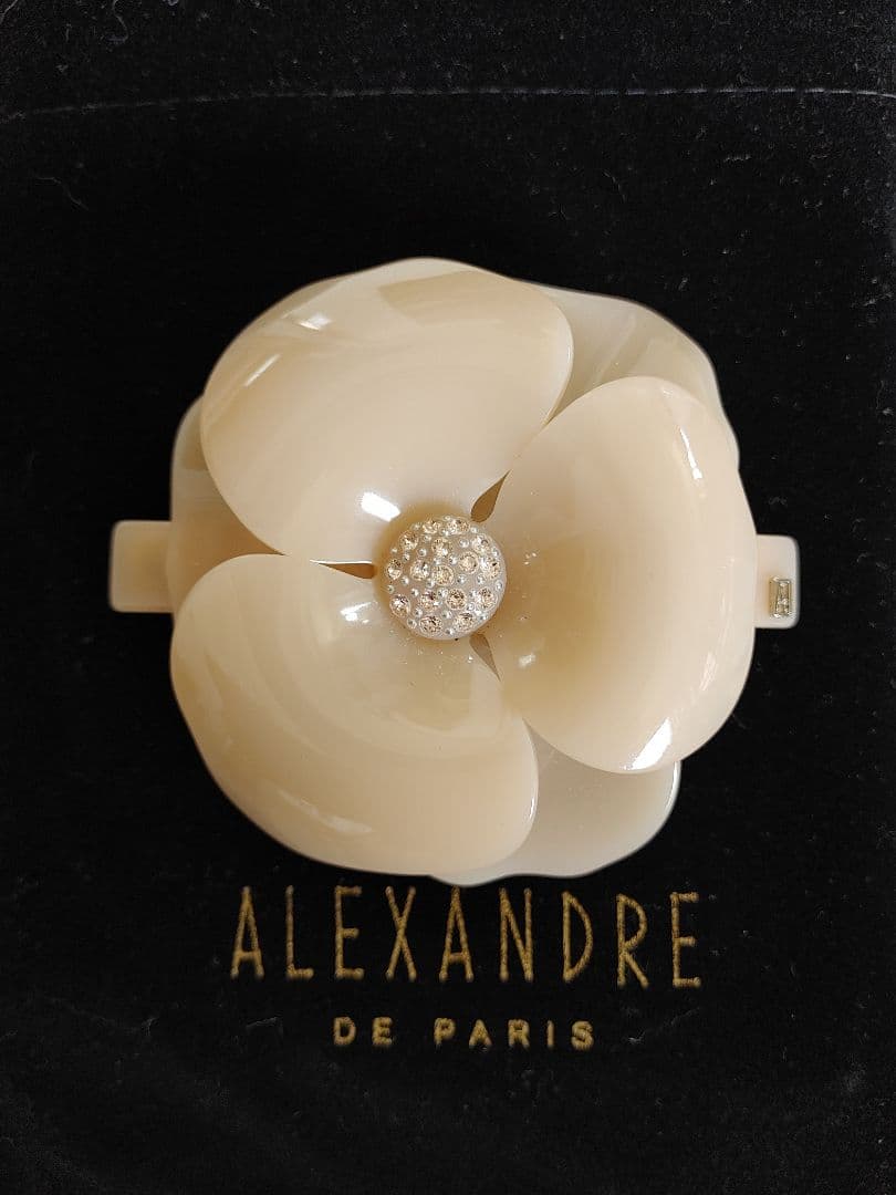 ALEXANDRE DE PARIS ベージュ　カメリアバレッタ