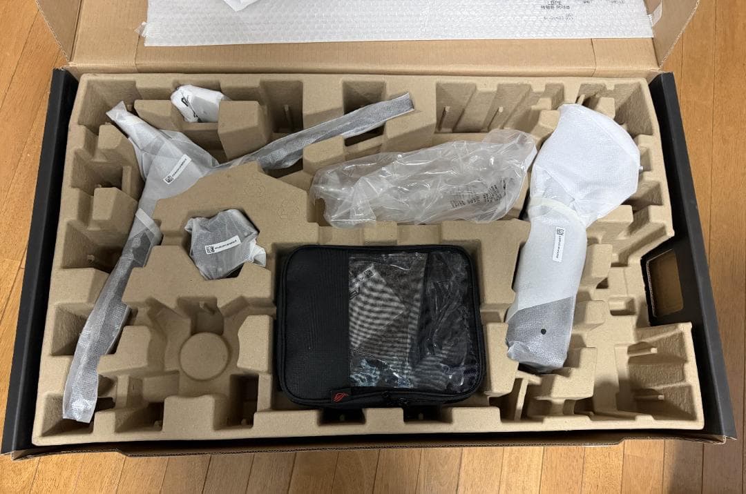 と*し様 ASUS ROG Swift OLED PG32UCDP