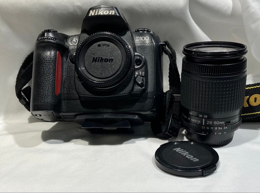 Nikon D100 デジタル一眼レフカメラ