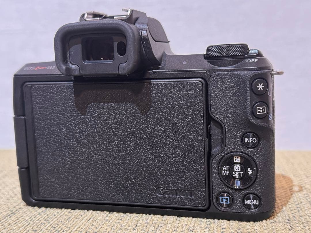 Canon EOS kiss M2 ダブルズームキット