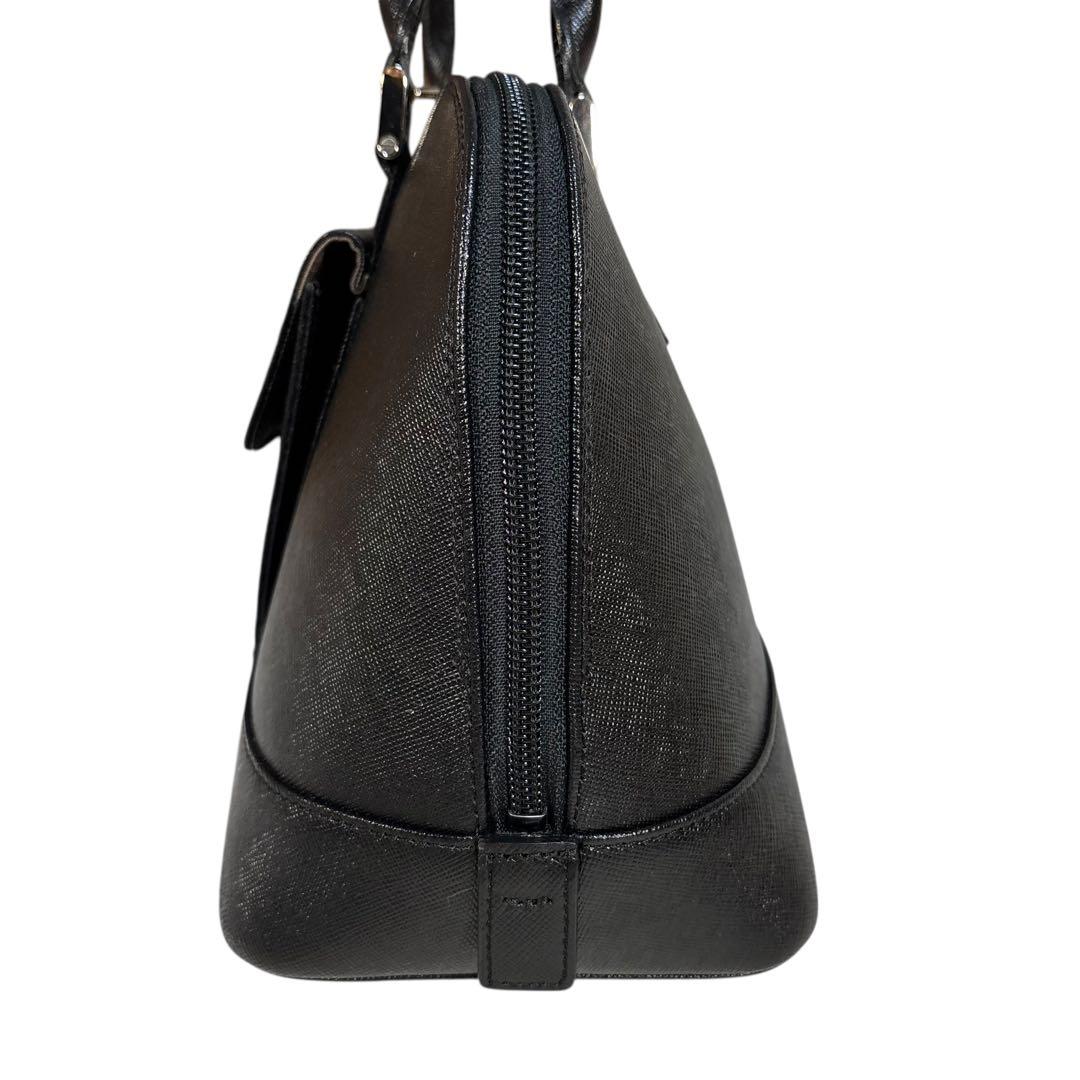 【極美品】希少　BURBERRY サフィアーノ　レザー　ハンドバッグ　ブラック