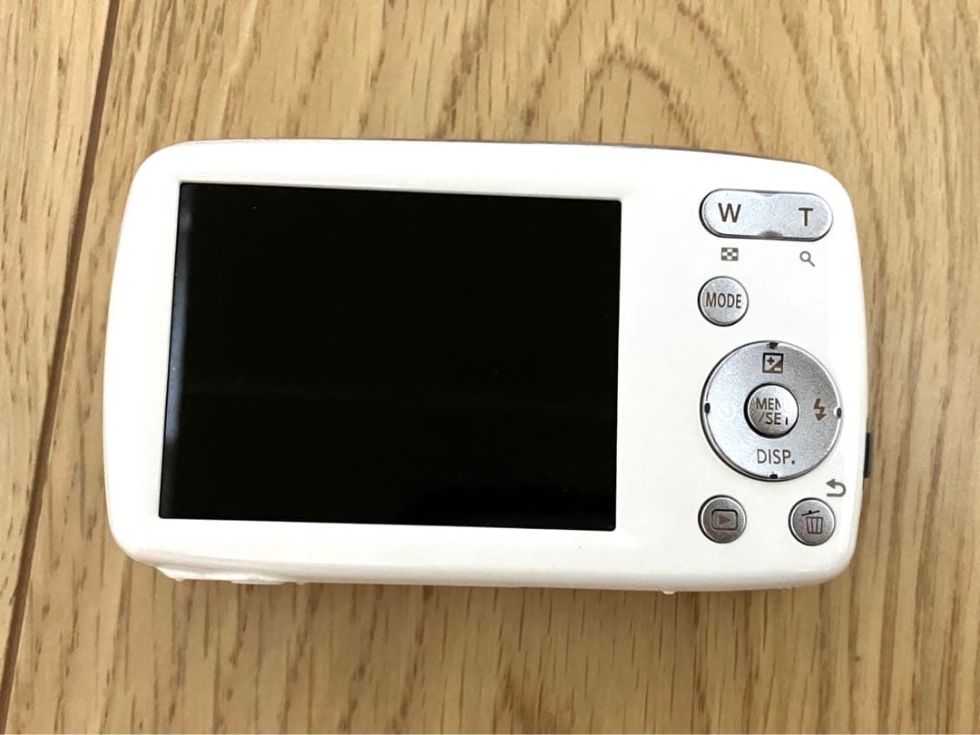 Panasonic　LUMIX　DMC-S1　デジタルカメラ