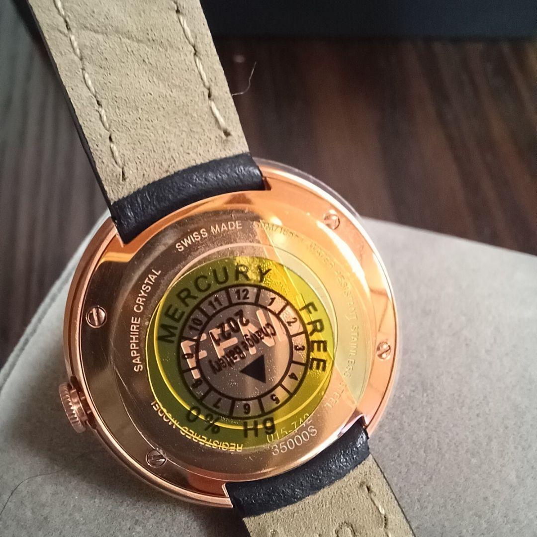 未使用 FENDI フェンディ 腕時計 ゴールド レザー ファー レディース