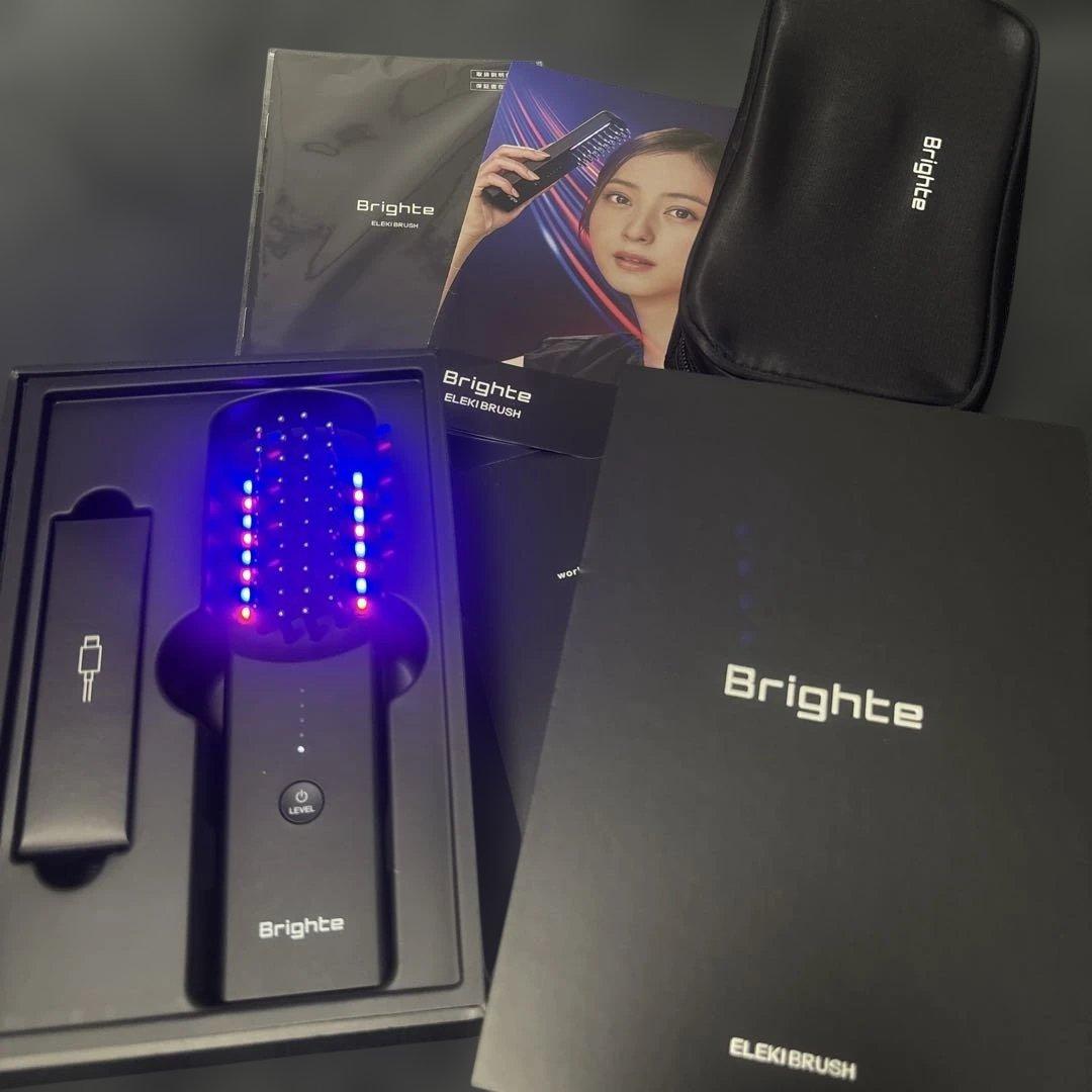 Brighte ELEKI BRUSH 美顔器　ポーチ付き