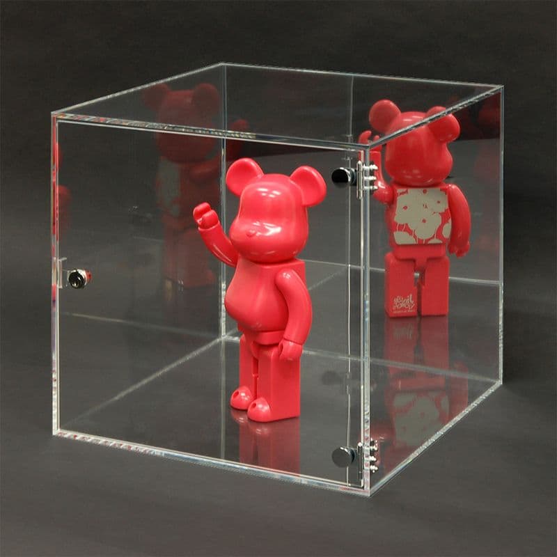 【未使用】鍵付きアクリルショーケース 背面ミラー６コ