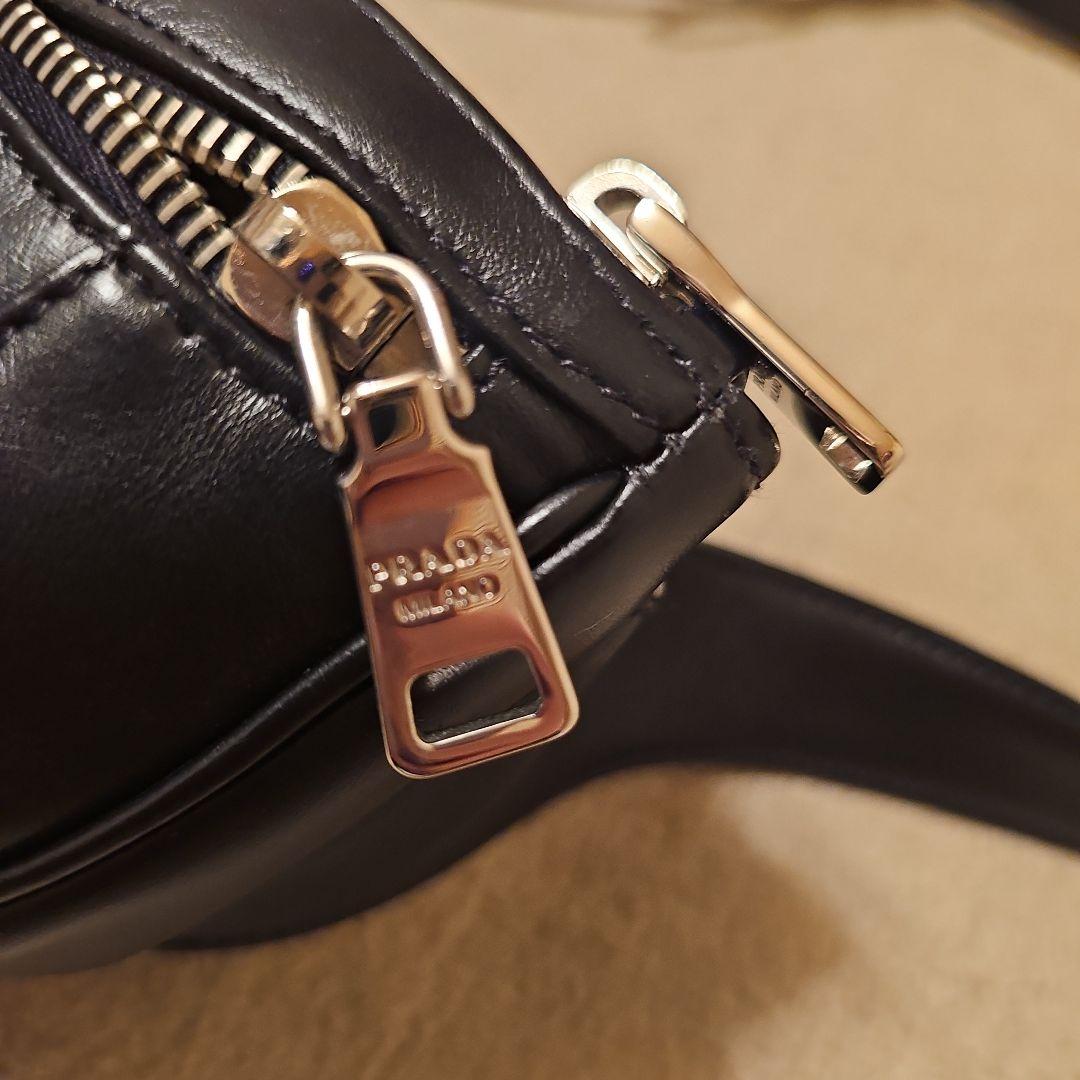 PRADA カーフレザー 2way ボディバッグ