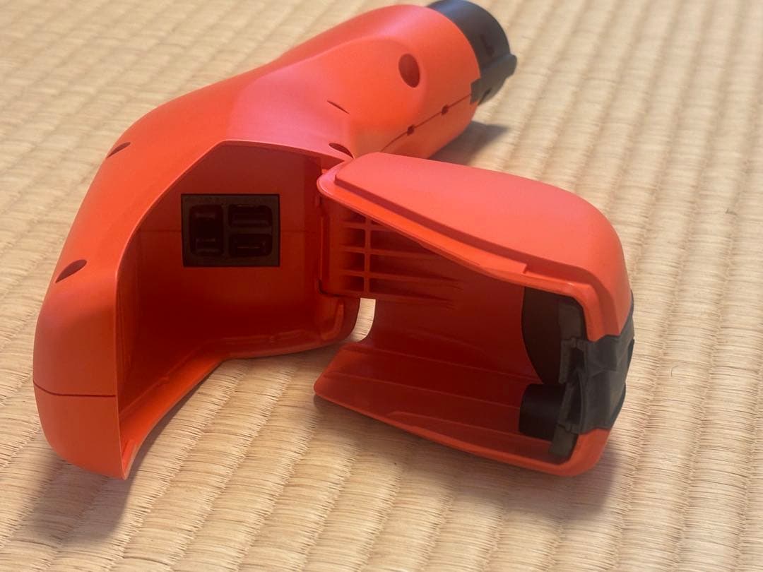 レクサス純正ビークルパワーコネクターとPHV充電用 100V変換ケーブル