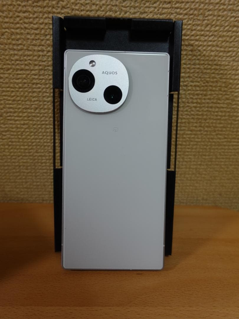 SHARP/シャープ AQUOS R9 SH-51E Docomo SIMフリー