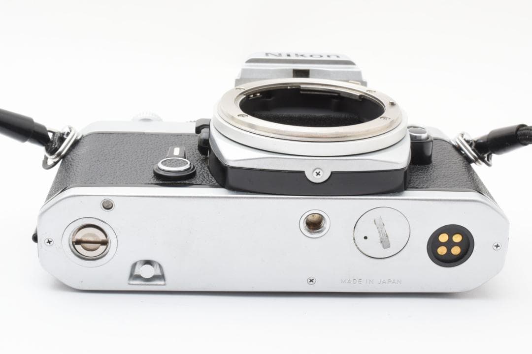超美品 NIKON FM シルバーフィルム　説明書付　モルト新品交換済 B802