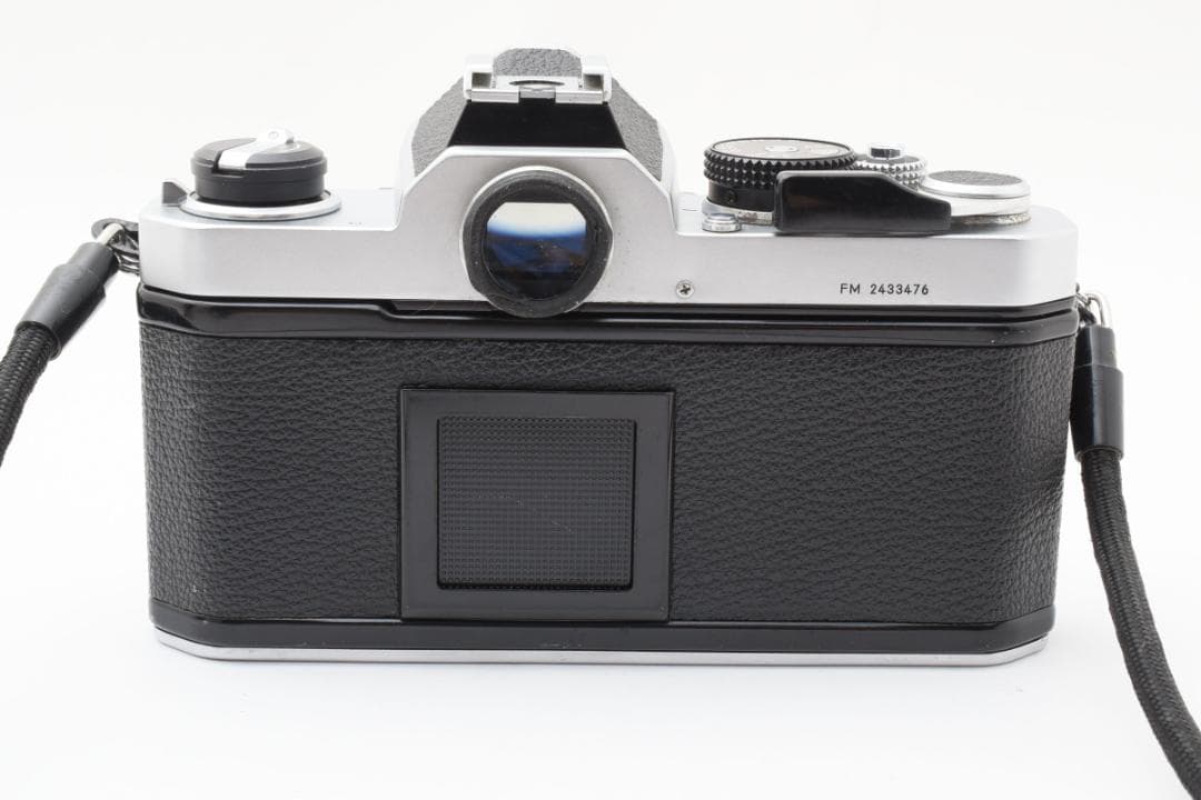 超美品 NIKON FM シルバーフィルム　説明書付　モルト新品交換済 B802