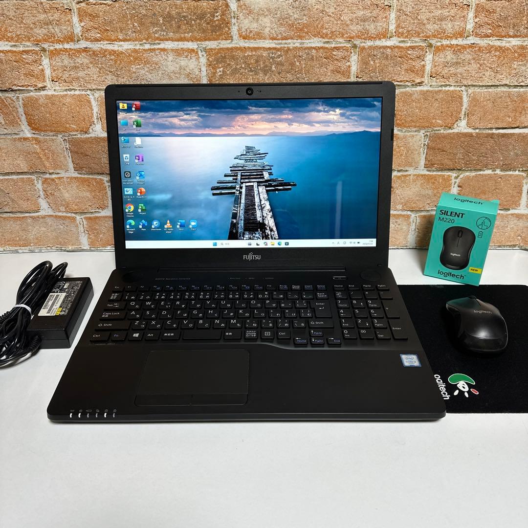 美品　FHD画面 富士通 ノートPC SSD Windows11 オフィス付き