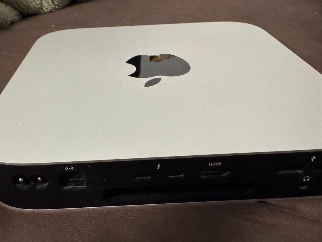 Apple Mac mini M2 シルバー