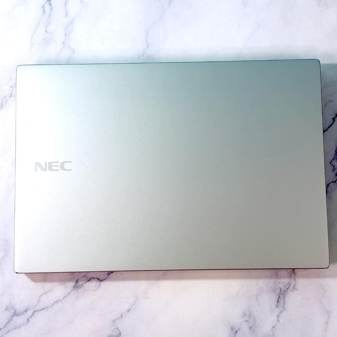 コンパクトサイズ☆corei5・メモリ8GB・SSD・Win11・ノートパソコン