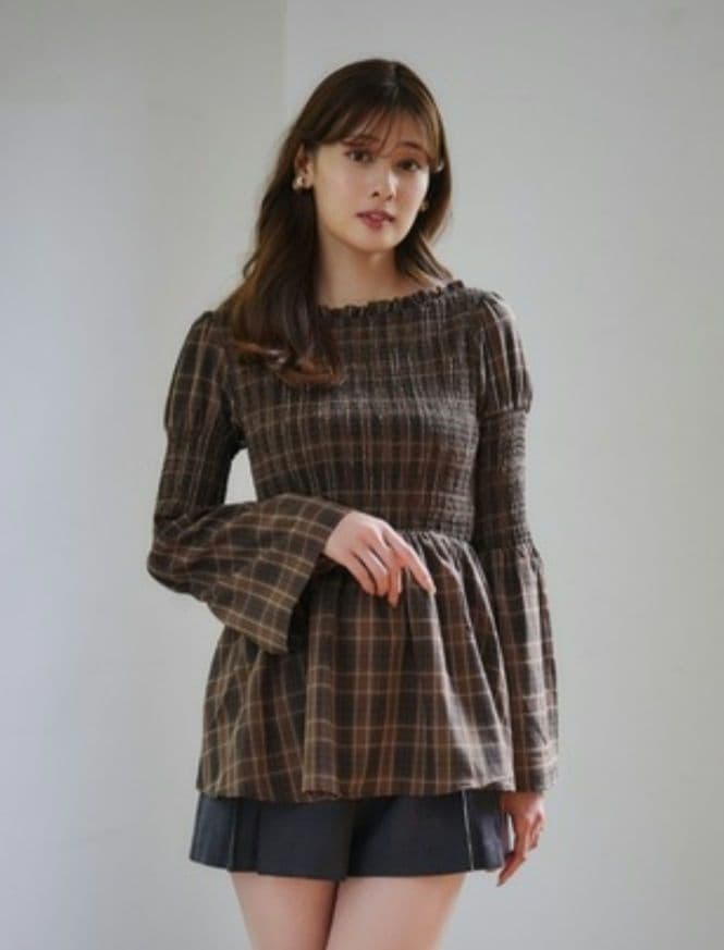 Checked Flared Peplum Top／her lip to