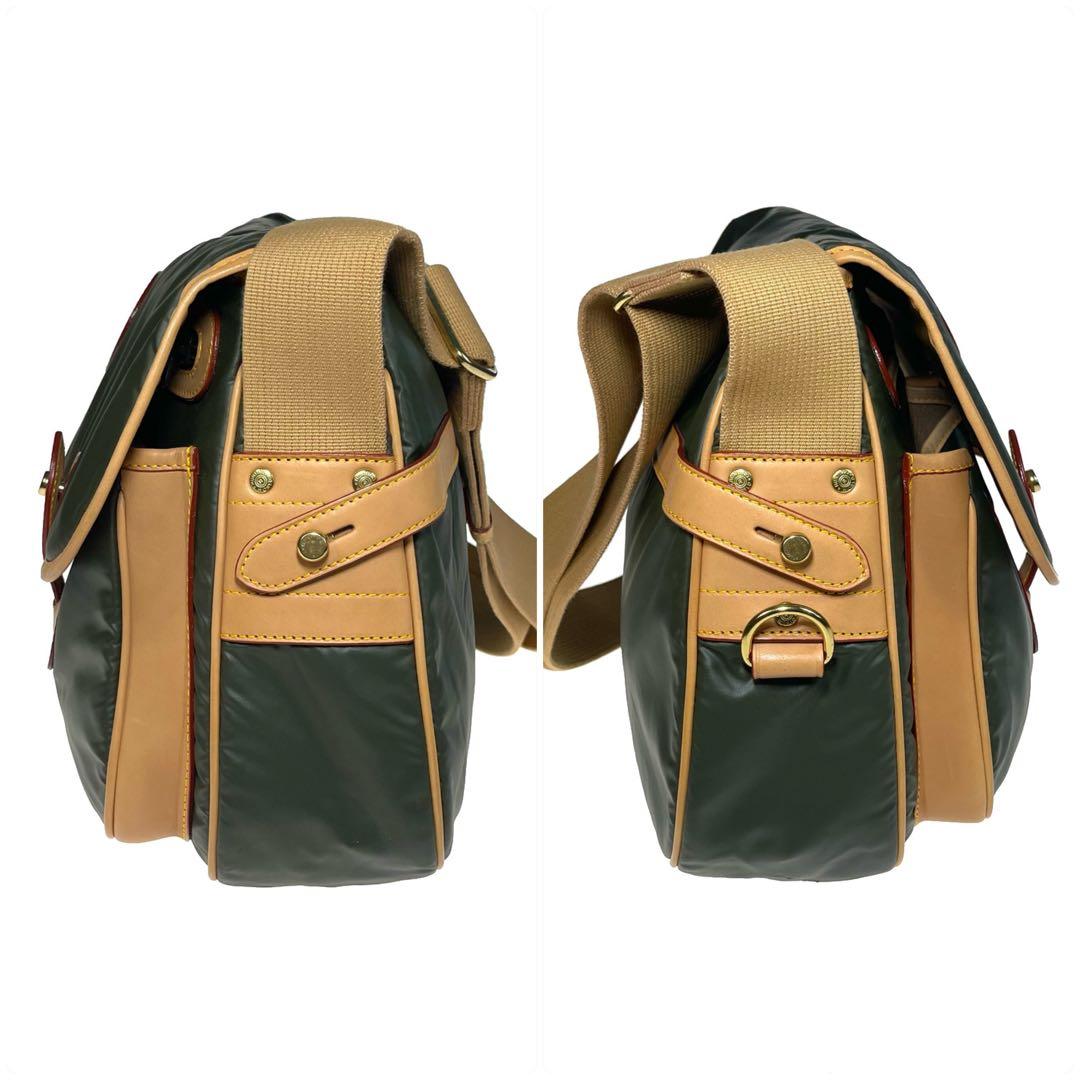 美品 HUNTING WORLD ショルダーバッグ バチュークロス a723