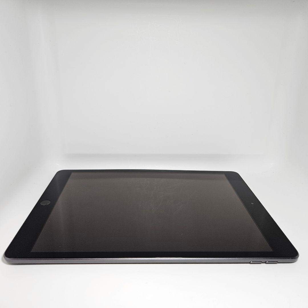 美品 動作品 iPad 第7世代 スペースグレイ 32GB MW742J/A