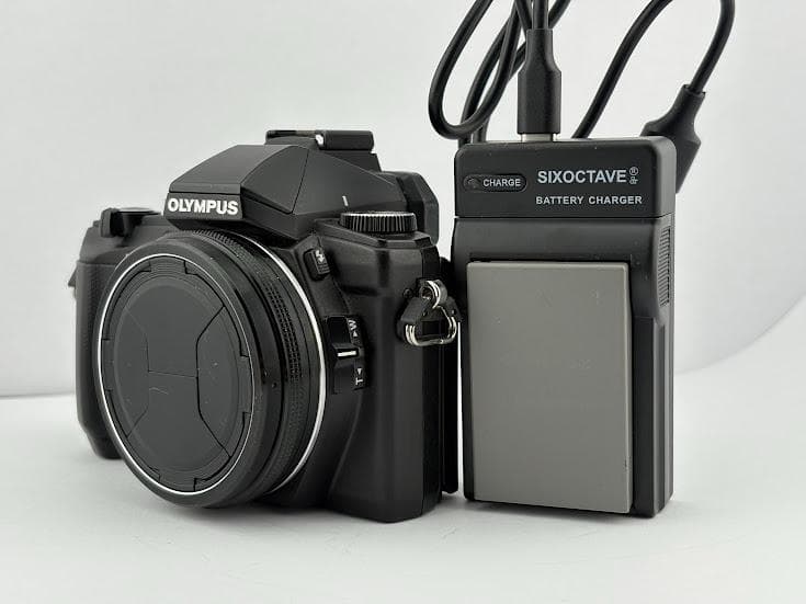 ★極上品★オリンパス OLYMPUS STYLUS 1 ★バッテリー、充電器★