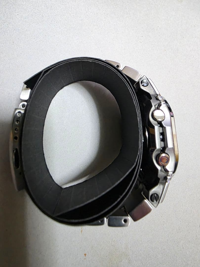 ほぼ新品G-SHOCK GMW-BZ5000D-1JFシルバー