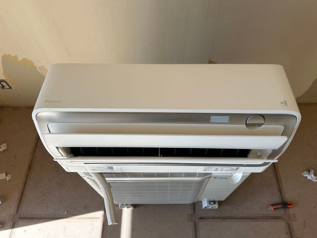 DAIKIN エアコン F40YTRXS-W 2021年製 リモコンなし