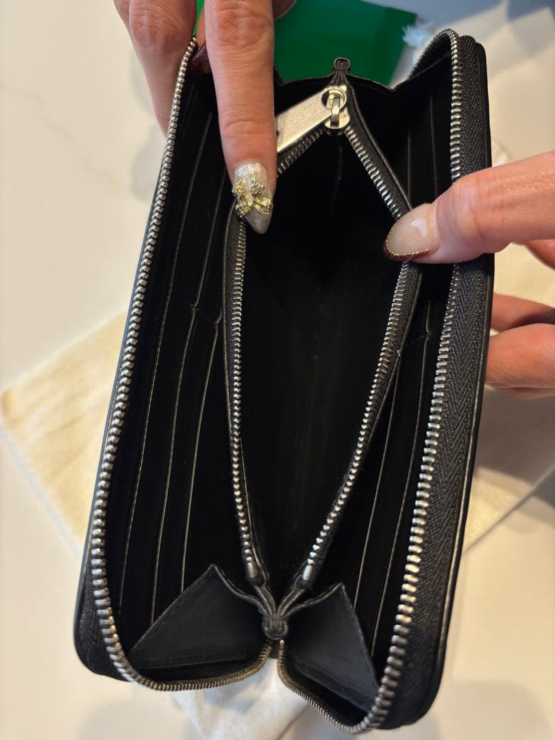 ボッテガヴェネタ 長財布 イントレチャート ブラック