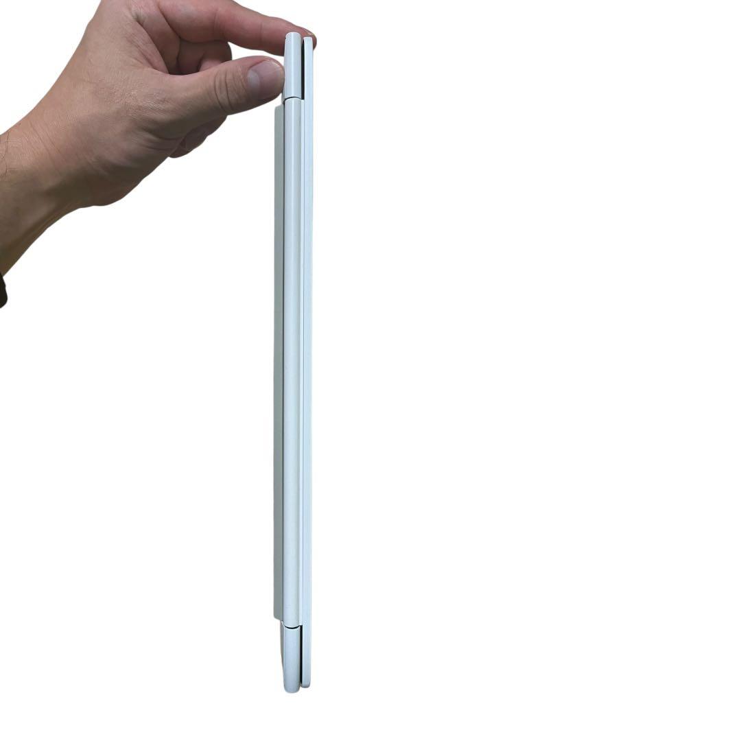 Lenovo Yoga Slim 7i Carbon 13ITL5ノートパソコン