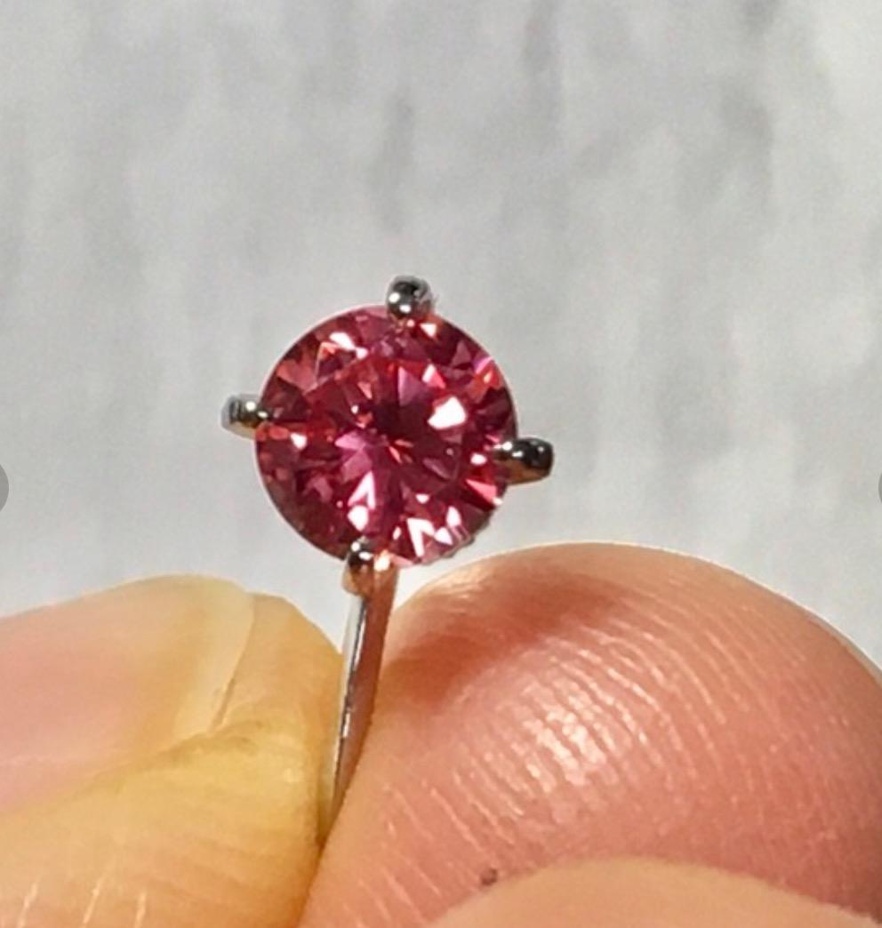 クレサンベール　パパラチアサファイア 0.54ct　イヤリング　片耳