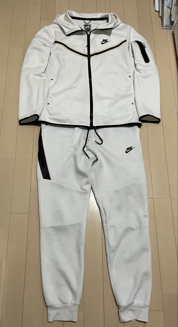 【パンの耳】希少カラー NIKE テックフリース セットアップ白　ホワイト