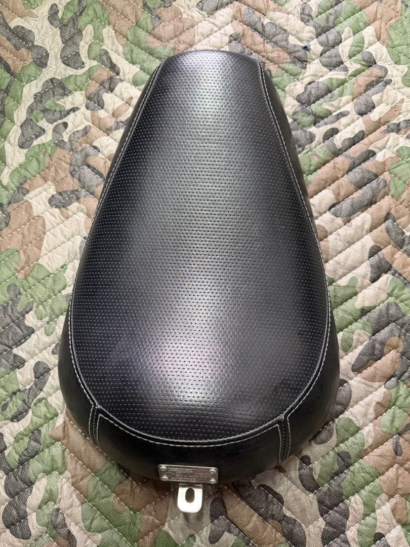 スポーツスター　シングルシート　サンダンス