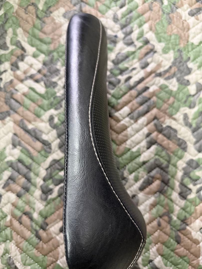 スポーツスター　シングルシート　サンダンス