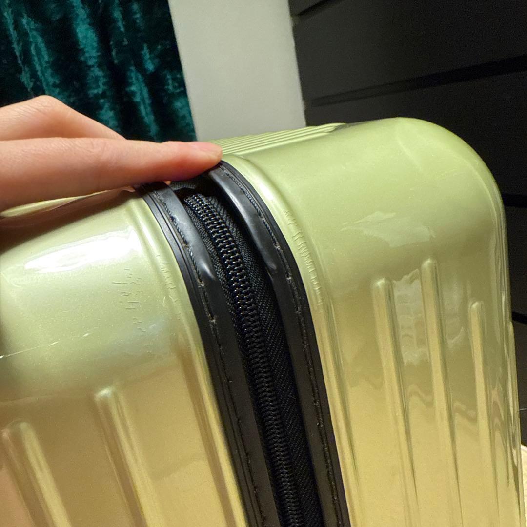 リモワ サルサエアー キャリーケース ライムグリーン 80L 4輪