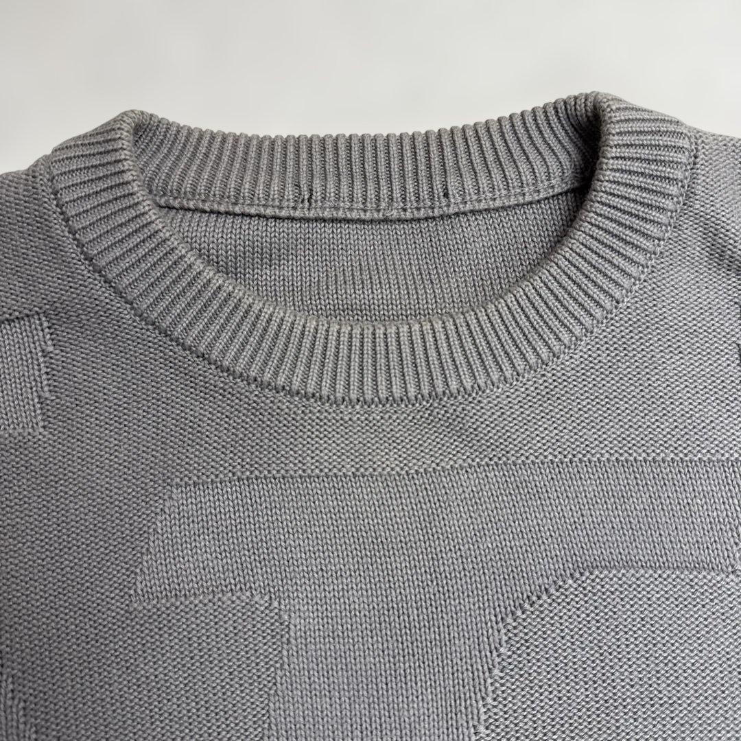 ルイヴィトン　LVロゴニット　グレー　Mサイズ相当