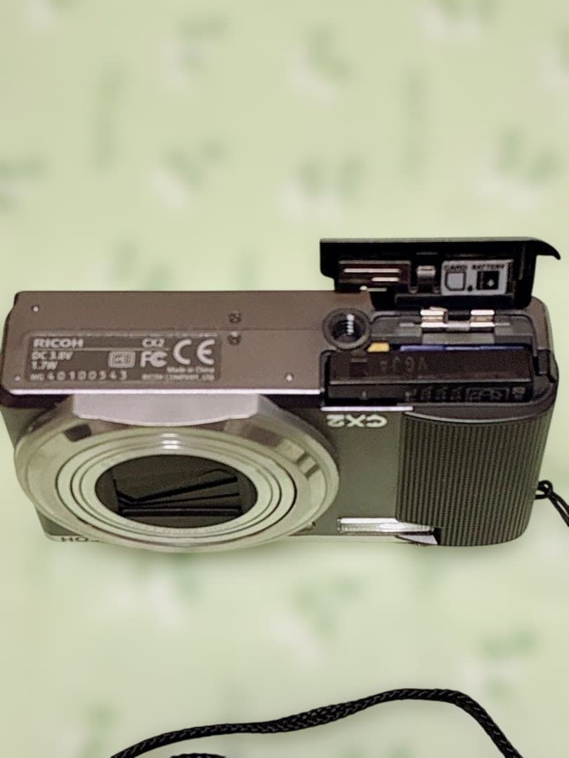 リコーRICOH CX2 コンパクトデジタルカメラ動作確認済　充電器・ケース付き