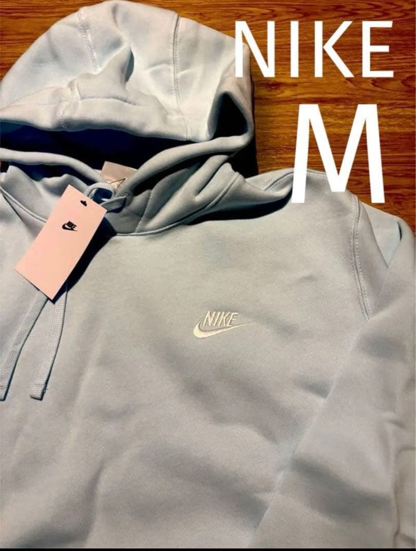 NIKE 新品未使用　フーディー　パーカー　裏起毛　Mサイズ　ライトブルー