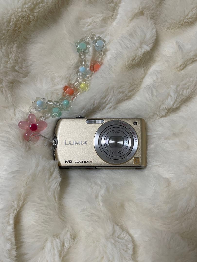 デジタルカメラ Panasonic LUMIX FX DMC-FX70-S