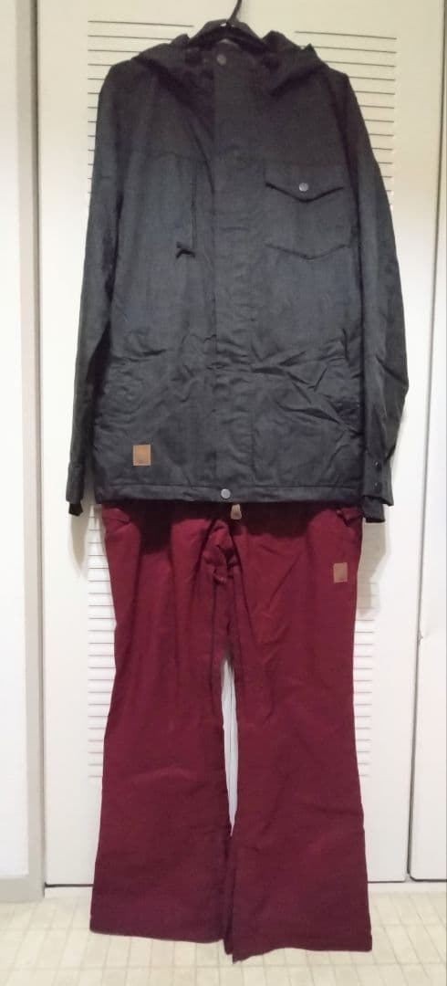 【上下セット】HEIN（ヘイン） スノーボードウェア Ｌサイズ　※おまけあり