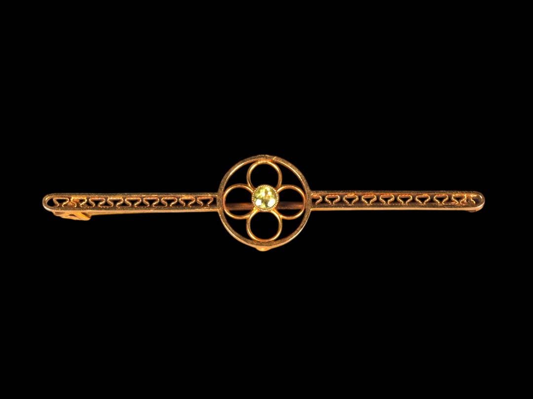 エドワーディアン期　英国製　9金　ペリドット　ブローチ