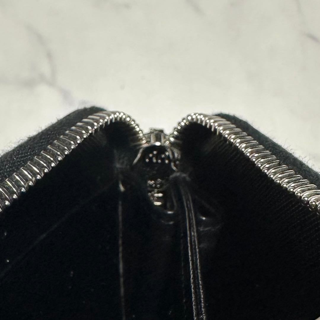 極美品　プラダPRADA サフィアーノレザー　トライアングルロゴ　ケース黒